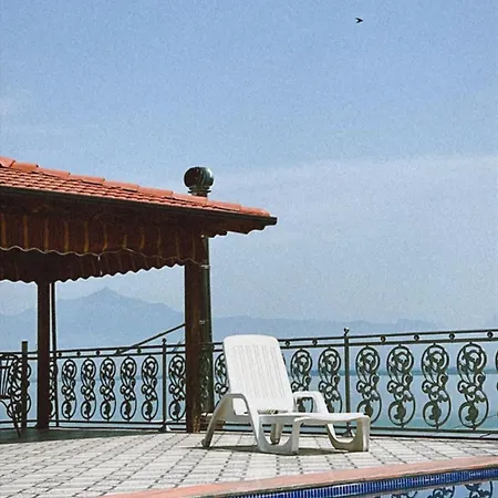 Blue Horizon Vila
